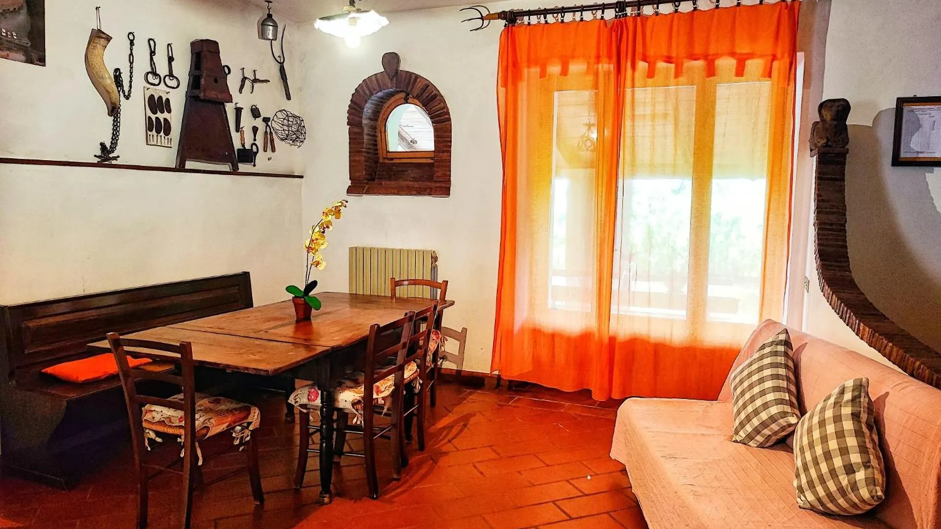 Agriturismo Podere Cherzo Cinigiano